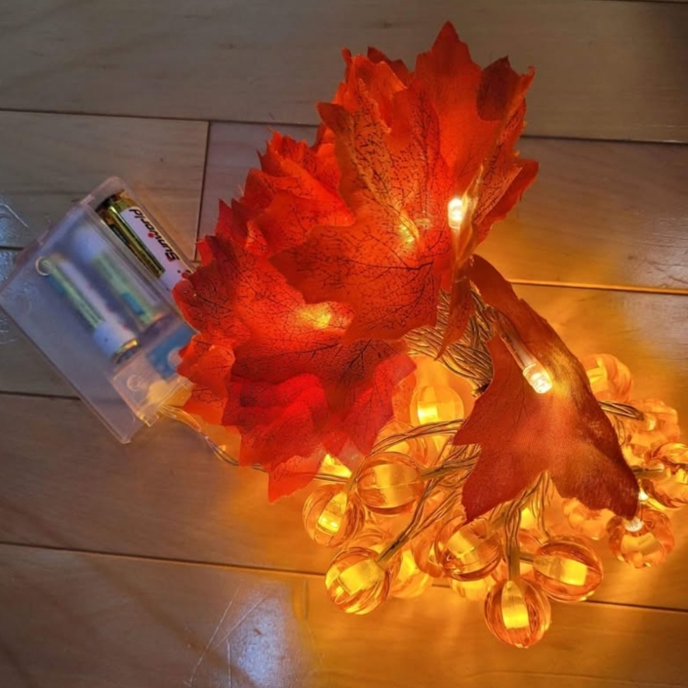 Maple Leaf String Light Batter Operated